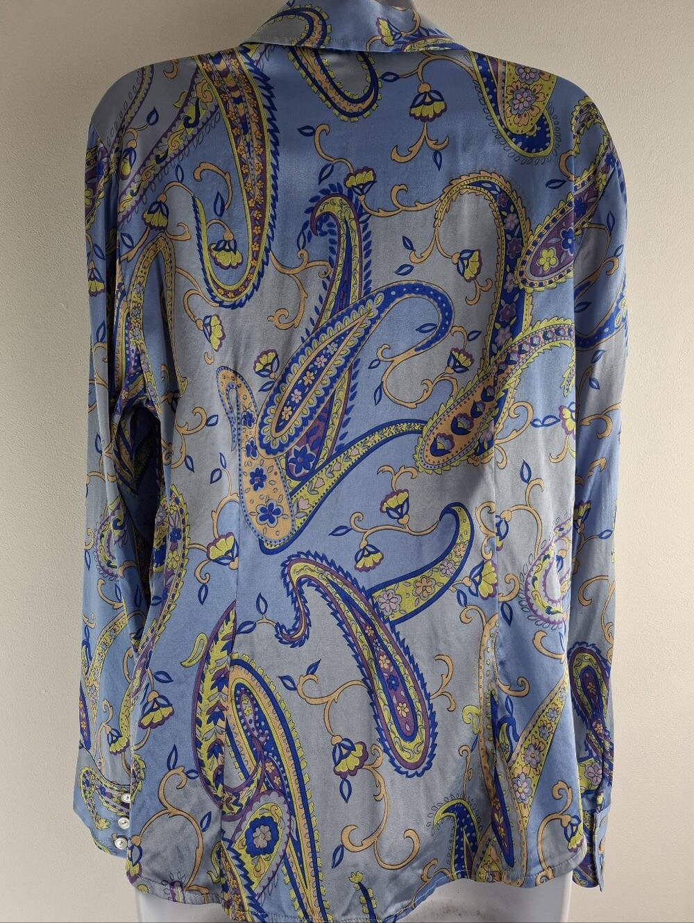 Vintage Talbots Silk spandex Blue Paisley Button Down Blouse Size 14 - Picture 7 of 8